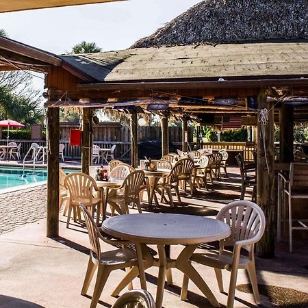 Quality Inn And Suites Golf Resort Golden Gate Buitenkant foto