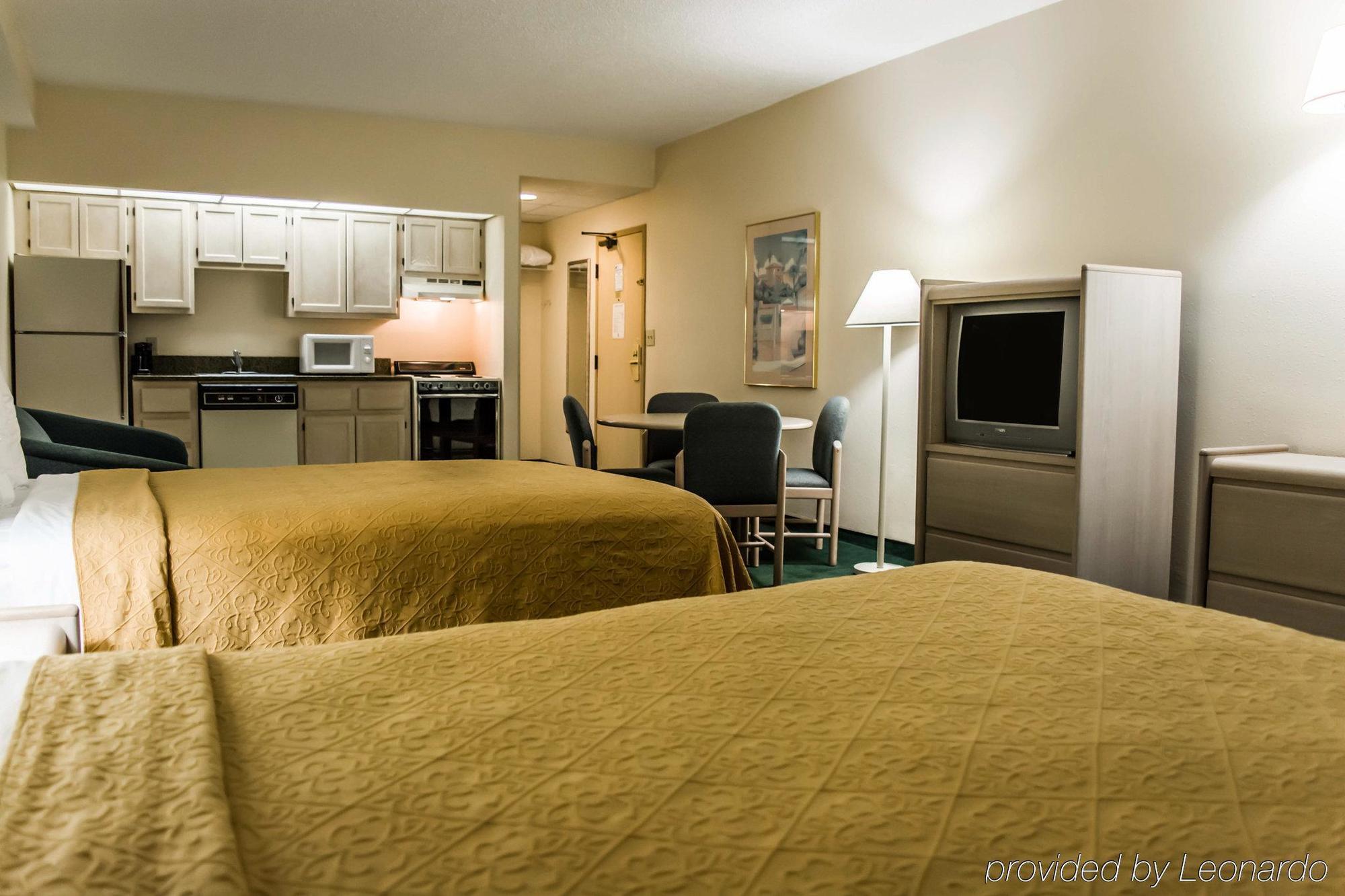 Quality Inn And Suites Golf Resort Golden Gate Buitenkant foto