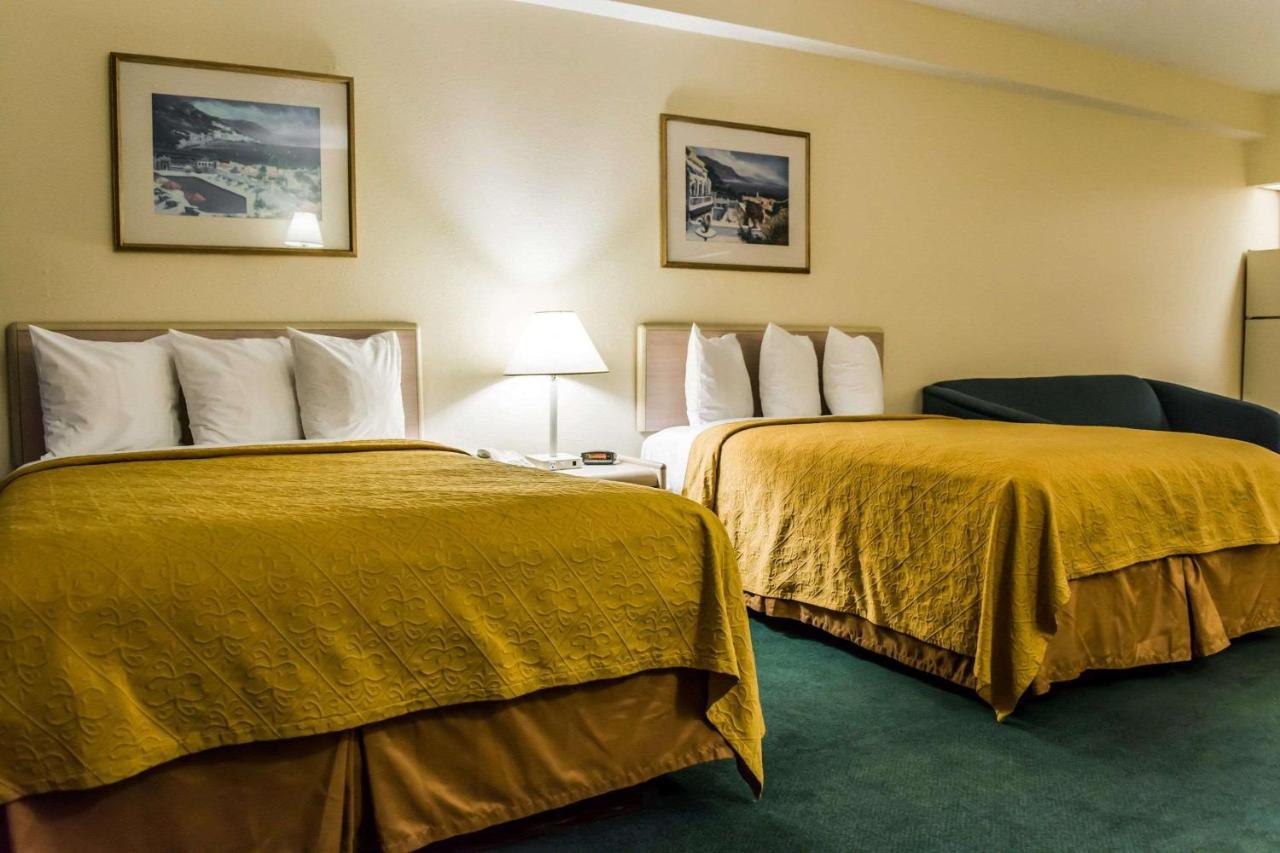 Quality Inn And Suites Golf Resort Golden Gate Buitenkant foto