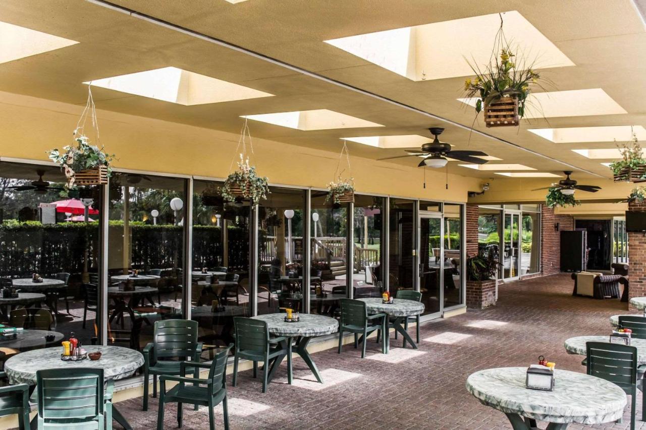 Quality Inn And Suites Golf Resort Golden Gate Buitenkant foto