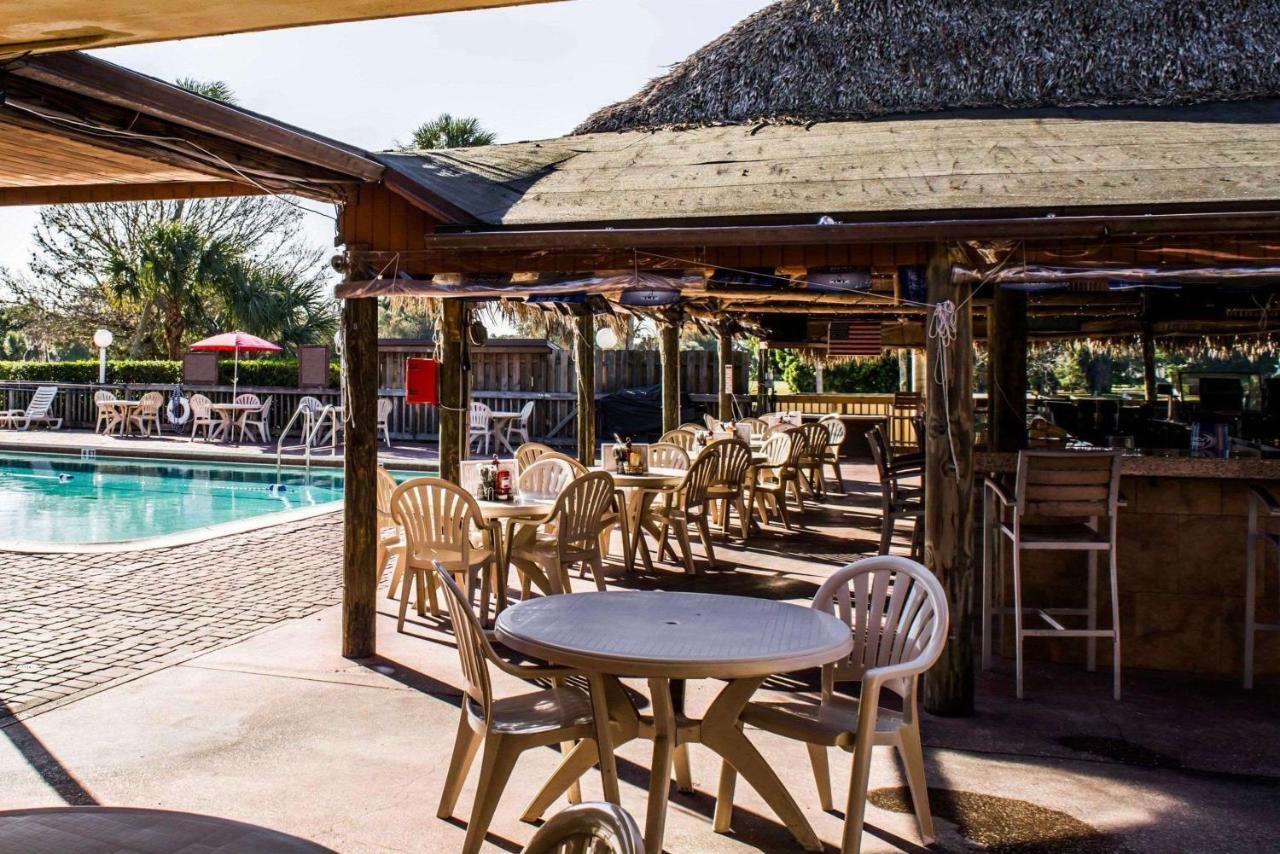 Quality Inn And Suites Golf Resort Golden Gate Buitenkant foto