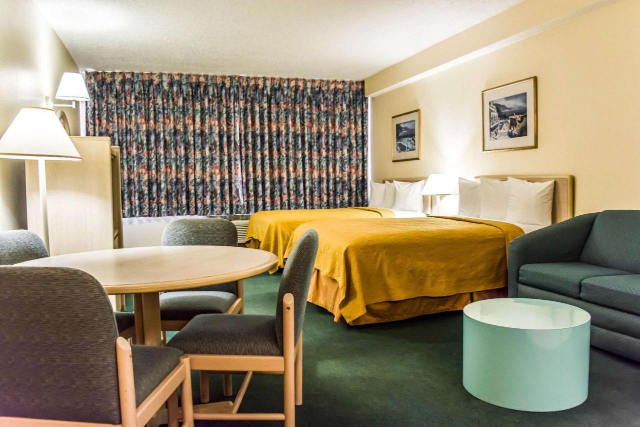 Quality Inn And Suites Golf Resort Golden Gate Buitenkant foto